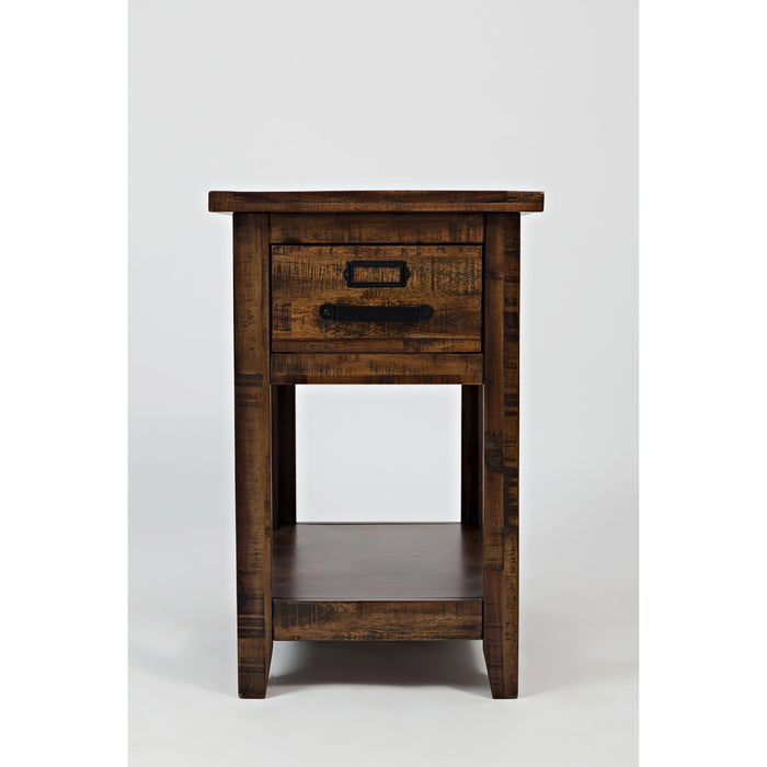 Cannon Valley Chairside Table