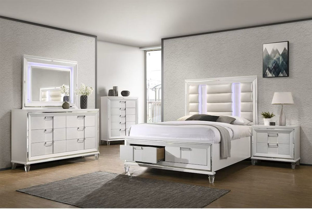 Elements International Twenty Nine Chest in White